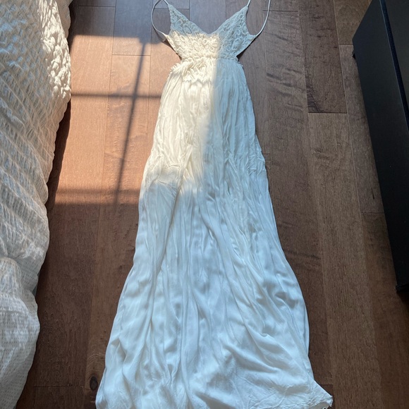 DailyLook Crochet Bodice Maxi Dress - Picture 3 of 6